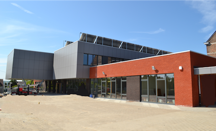 https://www.tanguy-auspert.be/Andoy-inauguration-de-l-Ecole-Communale_a580.html