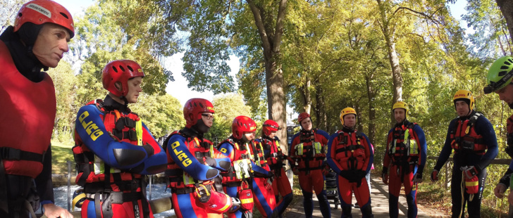 Formation en eau vive pour les pompiers plongeurs